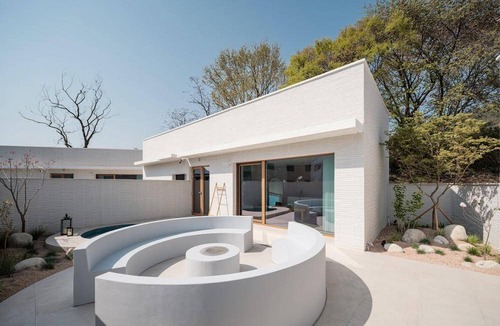 Deoksan House | 63 m² Motel ∙ 3 guests
