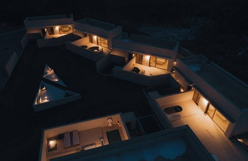 Deoksan House | 63 m² Motel ∙ 3 guests