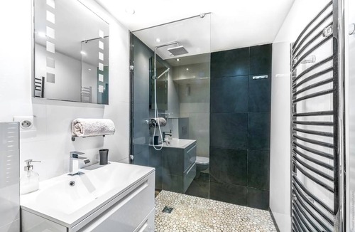 Notre-Dame-des-Champs Apartment | 72 m² Apartment ∙ 1 bedroom ∙ 5 guests