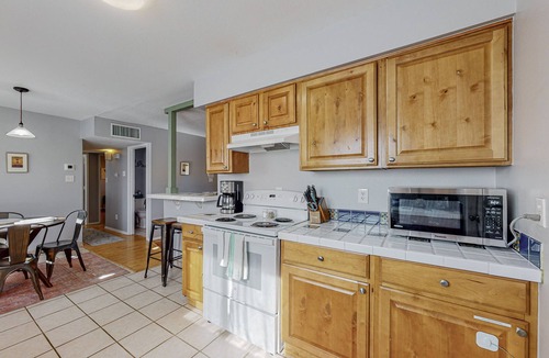 Raynolds Addition House | Adorable Adobe home in Downtown: 2bd/1ba, garage, yard