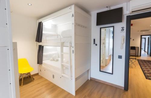 El Prat de Llobregat Hostel | Airhostel Barcelona Airport 24h