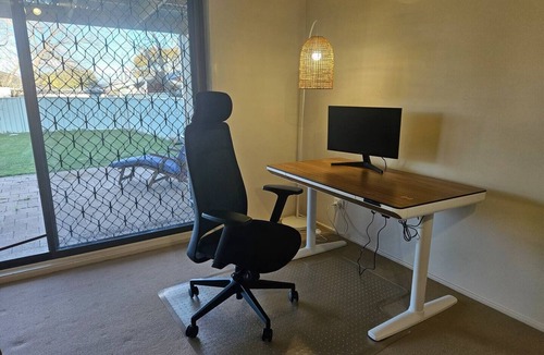 Hillvue House | Allawah Hideaway Tamworth