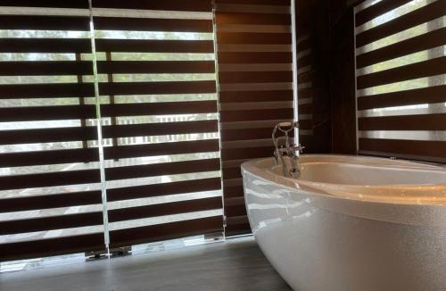 Quang Dien House | An homestay, biển Quảng Công Huế