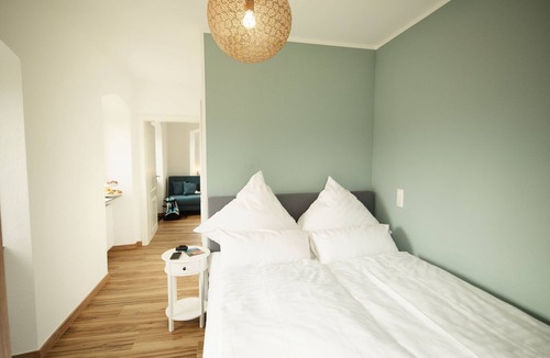 Saffig Bed & Breakfast | Apartment Barrierefrei - Gästehaus im Schlosspark