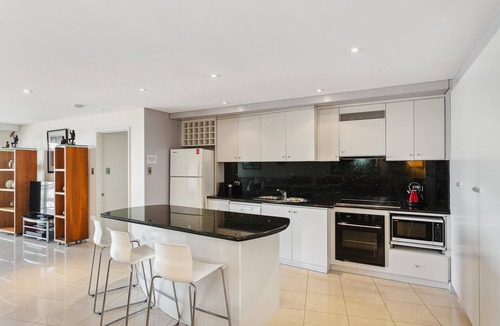 Scarborough Apartment | Apartment M307 - eclectic icon with spectacular views!