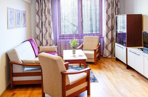 Kosice Old Town Apartment | Awesome 2BR city centre dream home+FREE garage
