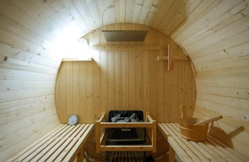 Kinosaki Onsen Hotel | Base House Kinosaki お子様無料でサウナもアクティビティも楽しめる一棟貸し宿Private Japanese Villa Stay with Free Shuttle, Sauna, Activities & Kids Stay Free