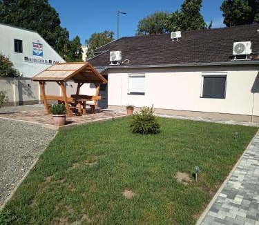 Bekescsaba Apartment | BB64 Apartmanház