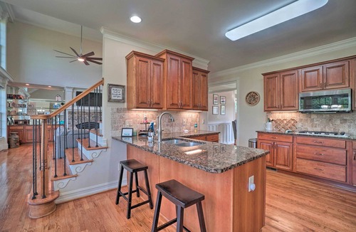 Hiawassee House | Beautiful Hiawassee Home w/Mountain Views!
