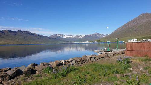 Neskaupstadur Bed & Breakfast | Bed and breakfast ∙ 6 guests