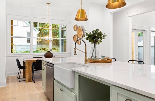 Shelby Hills House | Brand new modern stylish home 5mins to downtown