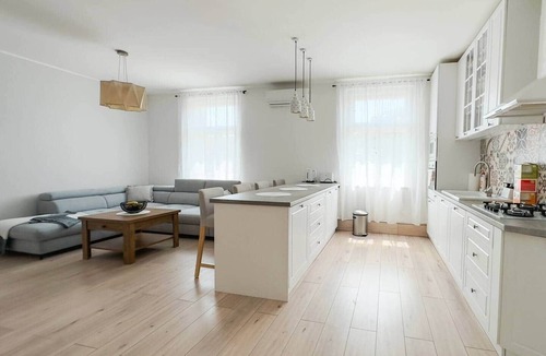 Kosice Old Town Apartment | Business & Family Apartment Letna