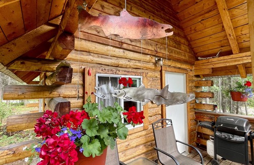 Cooper Landing Cabin | Cabin #1 Cooper Landing Fish Camp - Upper Kenai River Cabin Rental