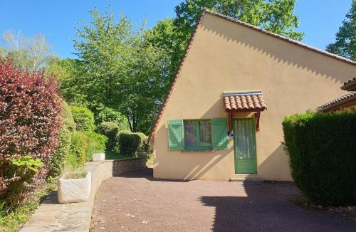 Saint-Hilaire-les-Places House | Camping l'Air du Lac*