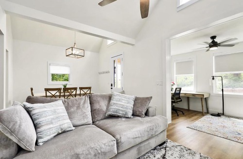 Hadley - Washington House | Casa Dora