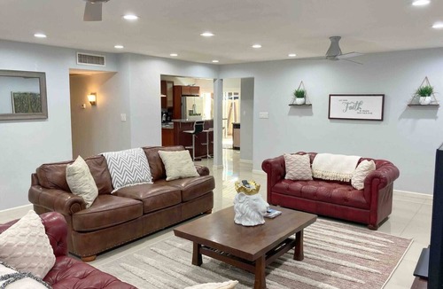 Continental Villas House | Central Scottsdale 4 Bedroom 2 Bath Heated Pool