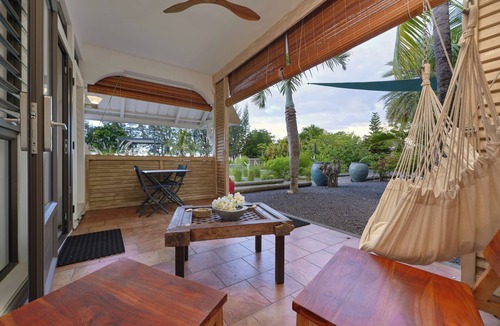 Pointe Aux Sables Apartment | Charming 1 bedroom studio sea front and huge creole garden with AC, WiFi