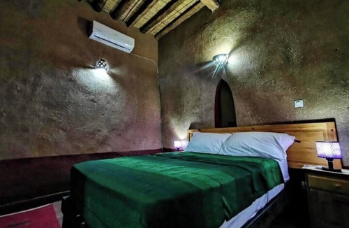 Amezrou Bed & Breakfast | Charming bed & breakfast with WiFi and AC in beautiful Zagora