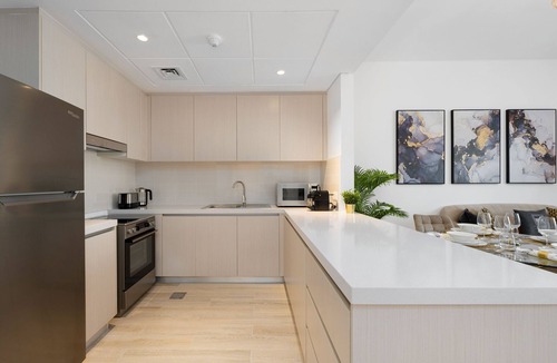 Abu Dhabi Apartment | Chic Apt on Yas Island cls to ALL Main Attractions