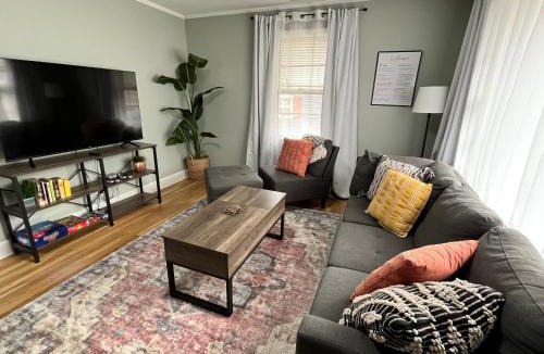 Winston - Salem House | Classy Catch
