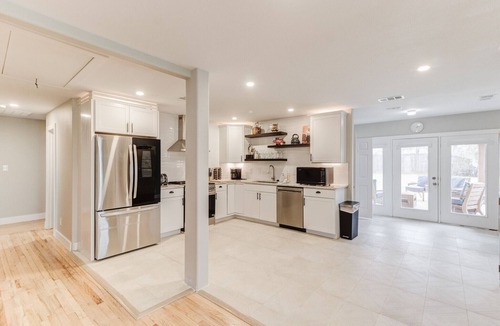 Central Arlington House | "Clean! CLEAN! ! Comfy! ! COMFORTABLE! ! BEST PLACE EVER!" FIVE STARS!n