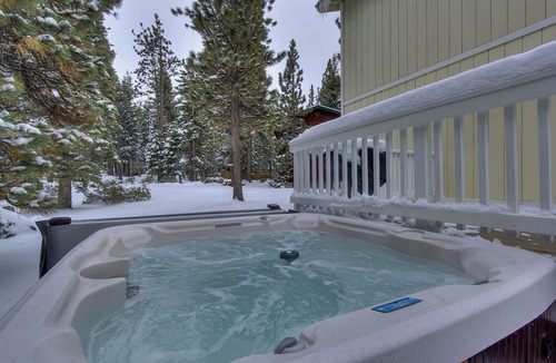 Lower Kingsbury House | Close to down town, BBQ, Hot Tub, 4 bedroom Tahoe home (SL145)