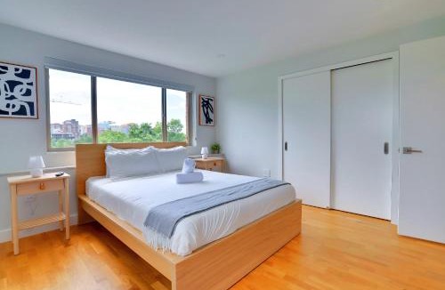 Radnor - Fort Myer Heights Apartment | Comfort & Elegance Apartment at Arlington