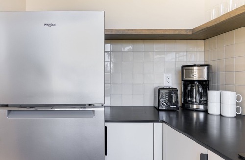 Buena Vista Apartment | Conway C106 by AvantStay | Central Downtown NSH
