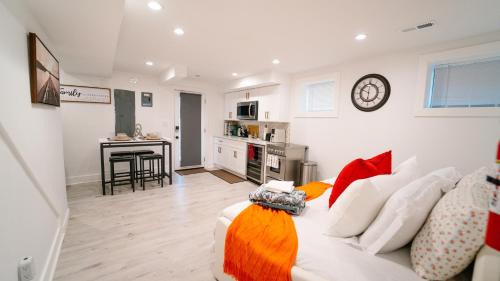 Park View House | Cozy Basement 1BR & 1BA Columbia Unit 1 in DC
