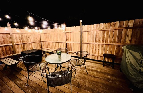 Merrimac Cabin | Cozy Cottage next to Ski/Golf/Hike/Breweries