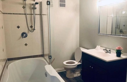 Kitchener House | Cozy Home Close to Kitchener downtown