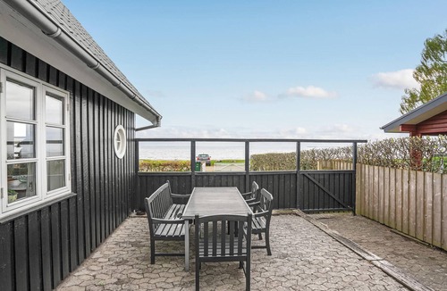 Bjert House | Cozy home in Bjert with house sea view