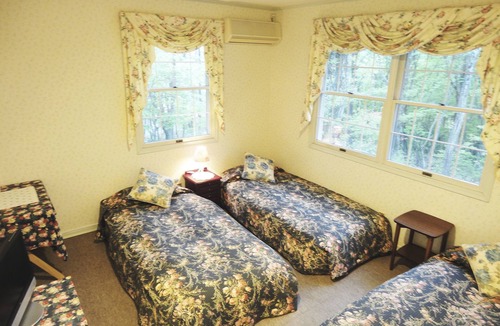 Yumoto House | Cozy Inn Antique