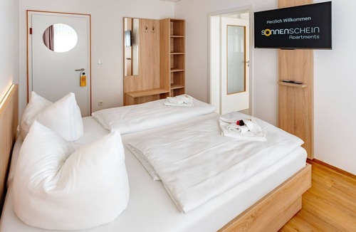 Heilbad Heiligenstadt Apartment | Double room with private corridor bathroom/Iberg view - Sonnenschein Hotel & Apartments