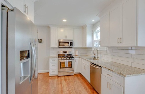 Inglewood Apartment | East Nashville Paradise - Large Backyard