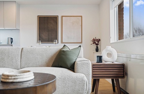 Radnor - Fort Myer Heights Apartment | Elegant 1BR - 5 Min to DC & Georgetown - Gym
