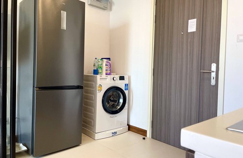 Khlong San Condo | Entire Condo 5 min walk to Iconsiam/BTS Klongsan Super fast wifi