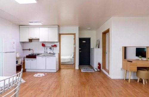 Eulwang-ri House | Eulwangri Bide 302 Pension