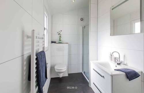 Cromvoirt Ski Chalet | ✓ Ferox at Résidence de Leuvert ✓ Holiday home for 5 persons ✓ Located near Den Bosch (Noord-Brabant) ✓ Near De IJzeren Man ✓ Book directly through the park