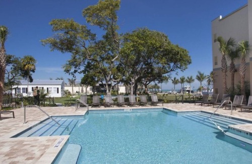 Marathon House | Friends and family escape! Four Lovely units, Pool, Near Keys Fisheries Market