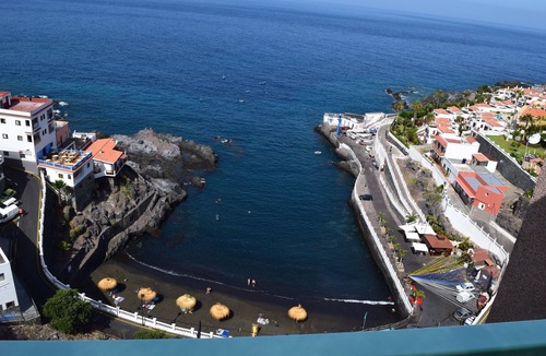 Puerto de Santiago Apartment | Front line apartment in Puerto Santiago-Los Gigantes with beautiful views.