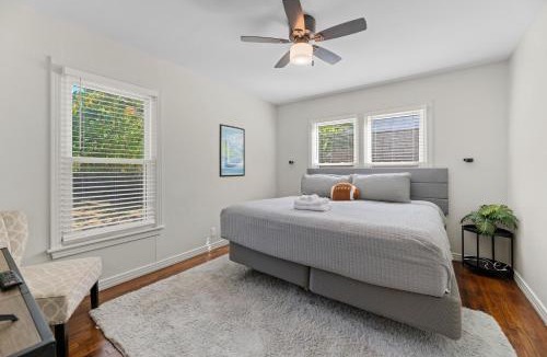Central Arlington House | Game Day Getaway