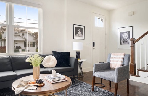 South Nashville House | Hart Suite 1 by AvantStay Gorgeous Town House w/ Modern Amenities in Nashville!