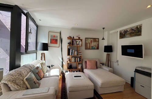 Homerton Apartment | Home in the Heart of Hackney | WiFi | 1 Bed