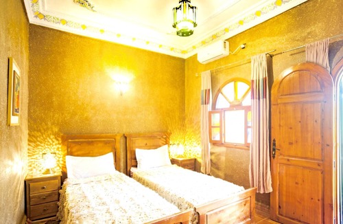 Amezrou House | Homerez - Big house for 20 ppl. with shared pool and terrace at Zagora