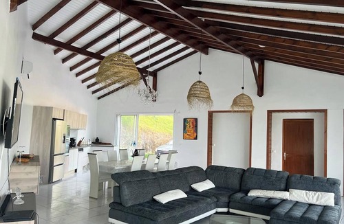 Perinet Villa | Homerez - Villa in Le Gosier - Pool