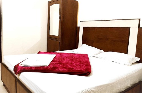 Jalandhar House | HOTEL BLESSING INN -- 15Meters from Railway Station -- Jalandhar City -- Family, Couples, Corporate Favorite