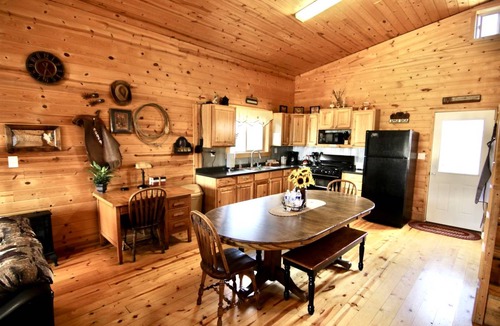 Monticello House | House ∙ 3 bedrooms ∙ 10 guests