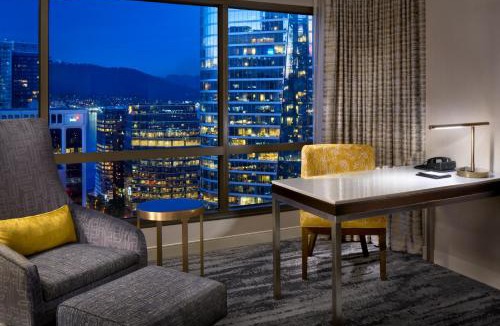 Coal Harbour Hotel | Hyatt Regency Vancouver