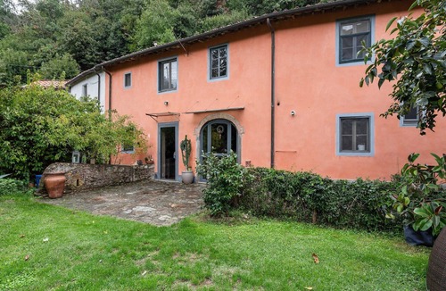 San Giuliano Terme Villa | Villa in Tuscany with Historic Charm